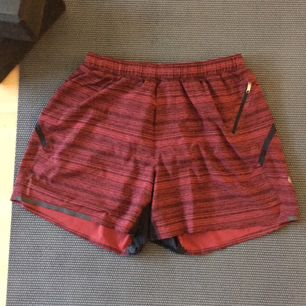 Men’s Lululemon ‘Surge’ Short - Size S - Red Print